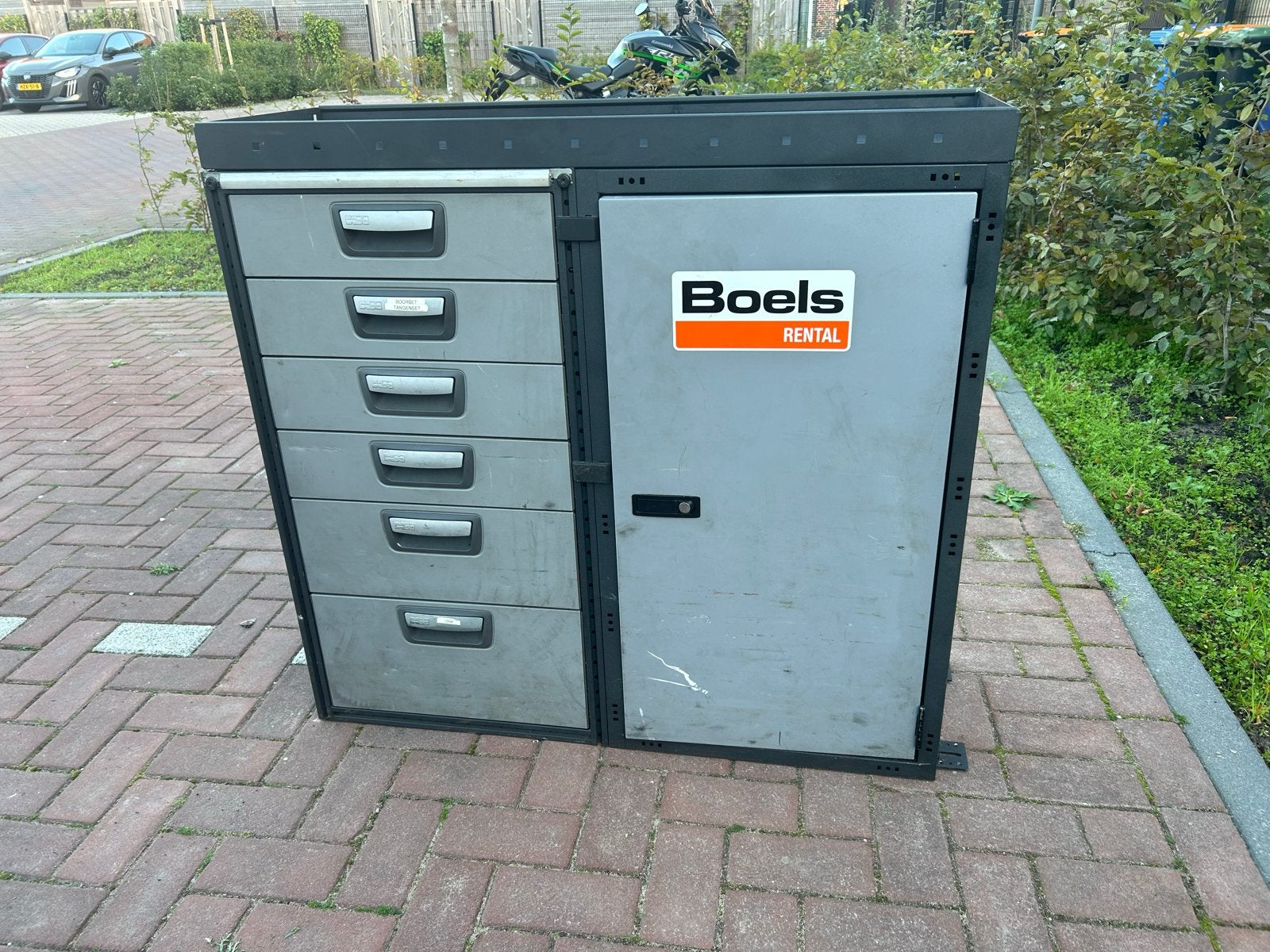 Gereedschapskast met lades en deur - Boels Rental, Ophalen, Gebruikt