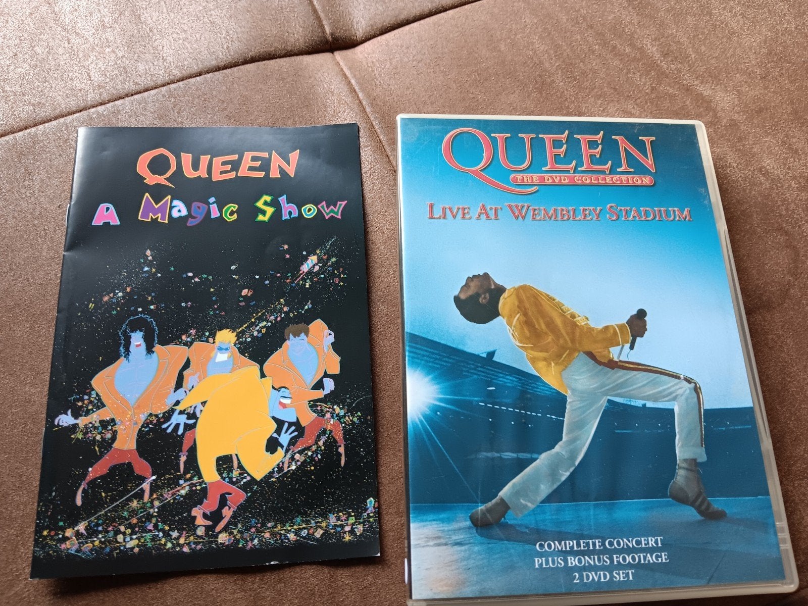 Queen live at wembley dvd nieuw, Ophalen of Verzenden