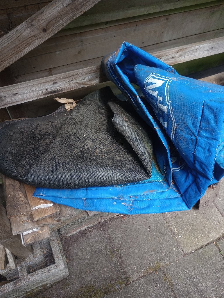 Trampoline, Ophalen, Gebruikt