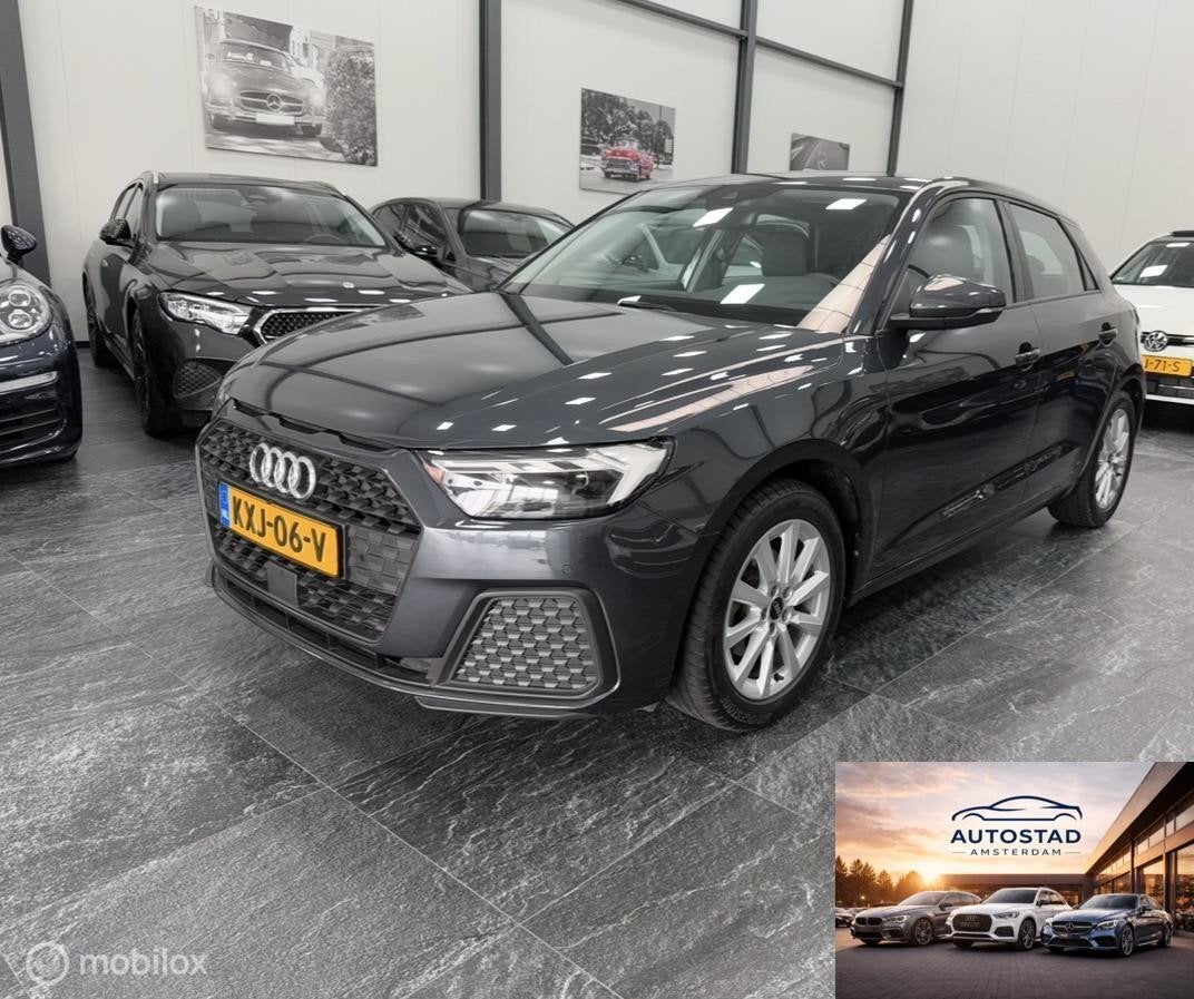 Audi A1 1.5 TFSI 150pk AUTOMAAT AMBIENTE 56DKM! HATCHBACK, Auto's, Automaat, Stof, Zwart, Overige carrosserieën
