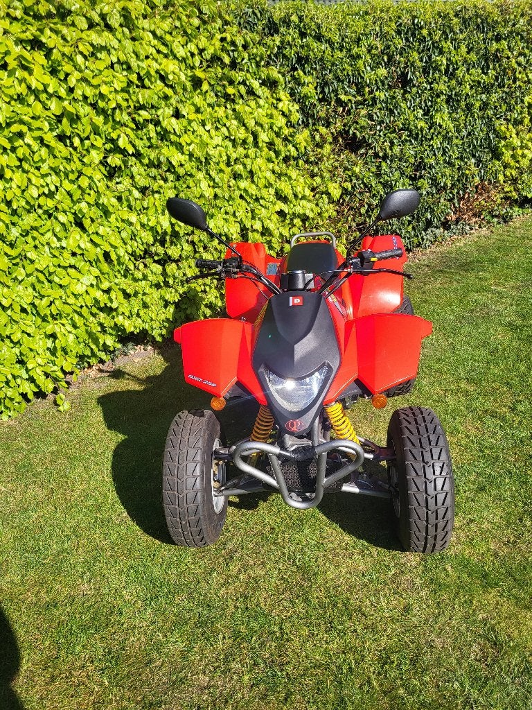 Mooie Derbi DXR 250 cc quad, 250 cc, 2 cilinders, 12 t/m 35 kW