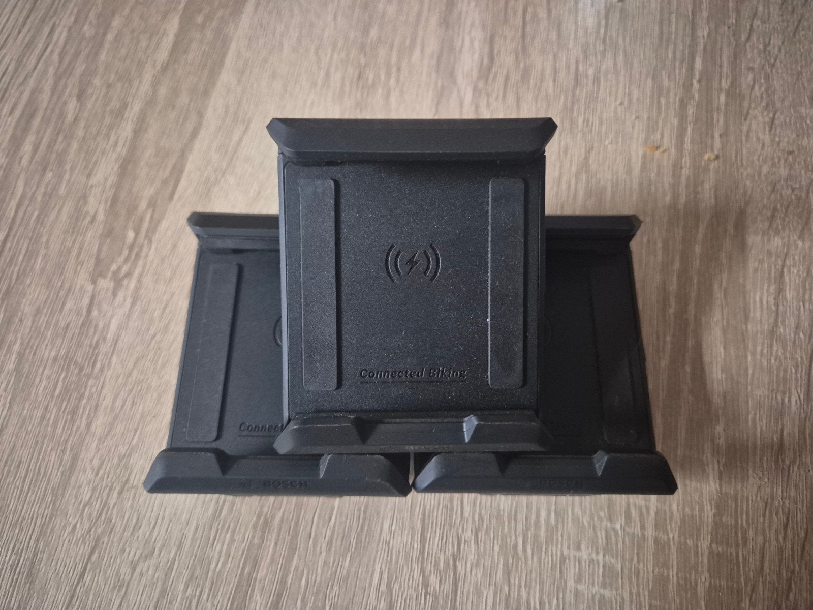 Bosch mobiele telefoon houder in zo goed als nieuwstaat, Fietsen en Brommers, Ophalen of Verzenden, Draadloos, Zo goed als nieuw