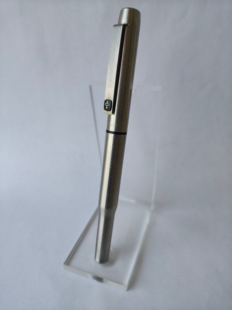 Vulpen Parker 25 – zwart logo, Verzamelen, Pennenverzamelingen, Ophalen of Verzenden, Vulpen, Parker