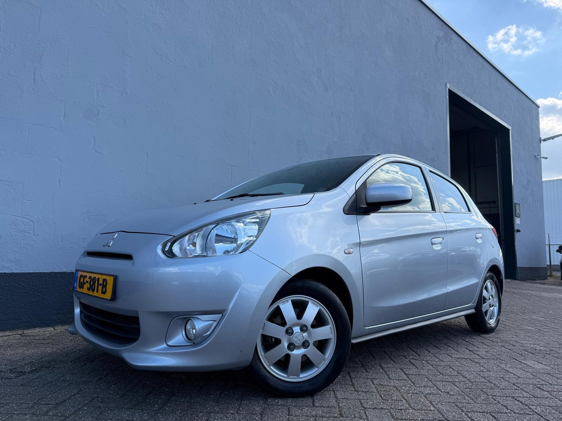 Mitsubishi Space Star 1.0 Bright, Auto's, Voorwielaandrijving, Gebruikt, Met garantie (alle), Start-stop-systeem