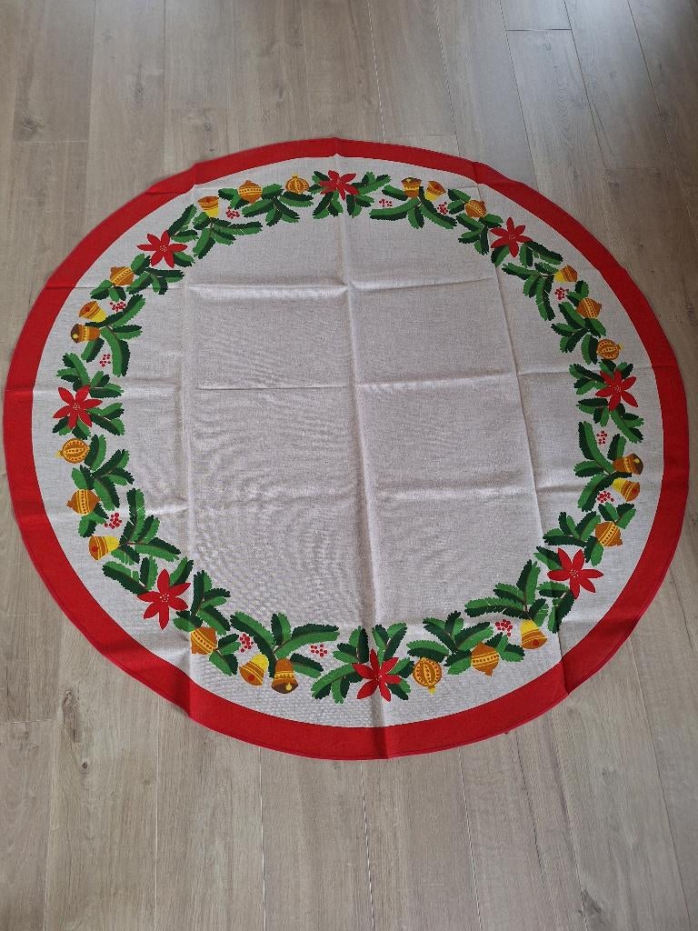 rond Kerst tafelkleed uit Oostenrijk 150 cm., Diversen, Kerst, Ophalen of Verzenden, Nieuw
