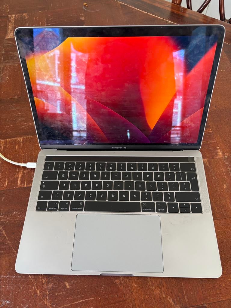 Apple MacBook Pro, Computers en Software, Apple Macbooks, 2 tot 3 Ghz, 13 inch, Zo goed als nieuw, Ophalen