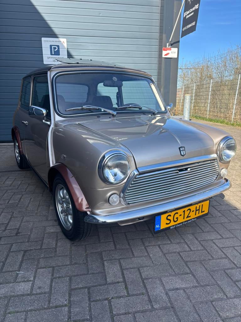 Classic mini 1000 bouwjaar 1987, Voorwielaandrijving, Stof, 4 cilinders, Handgeschakeld