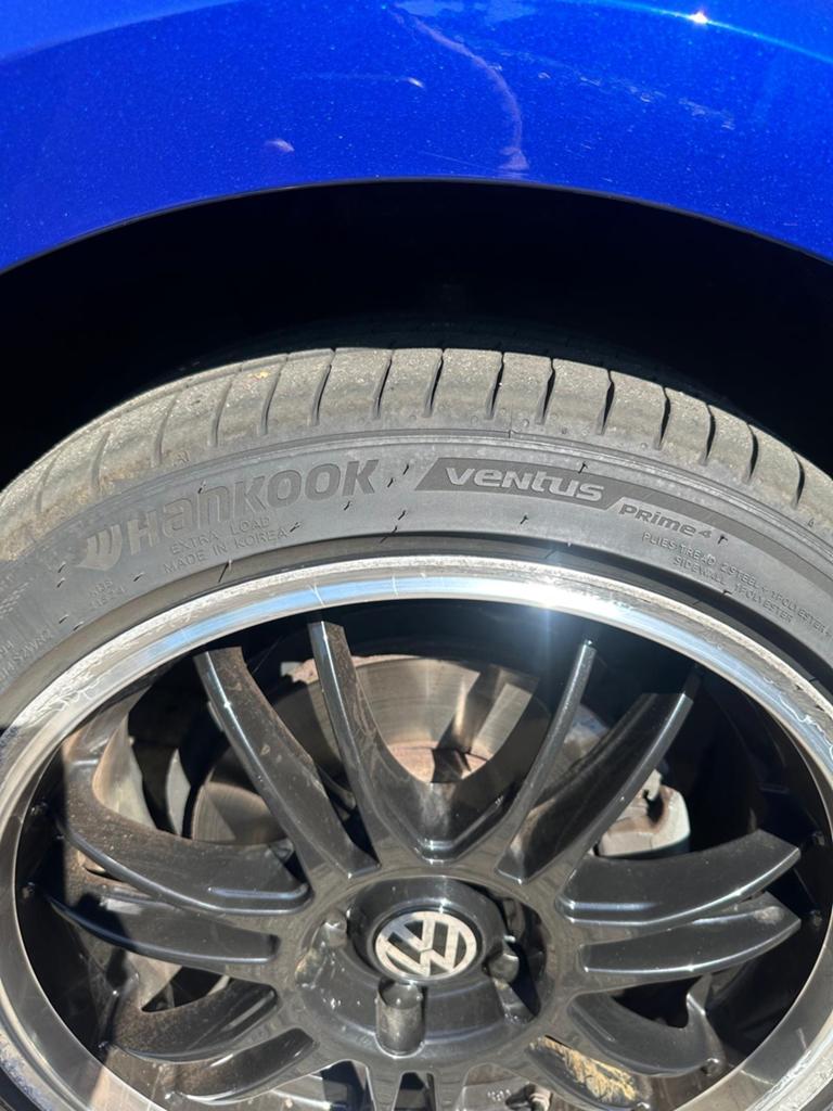 VW golf 7 zeer nette velgen en bijna nieuwe banden, 18 inch, Gebruikt, Banden en Velgen, Ophalen of Verzenden