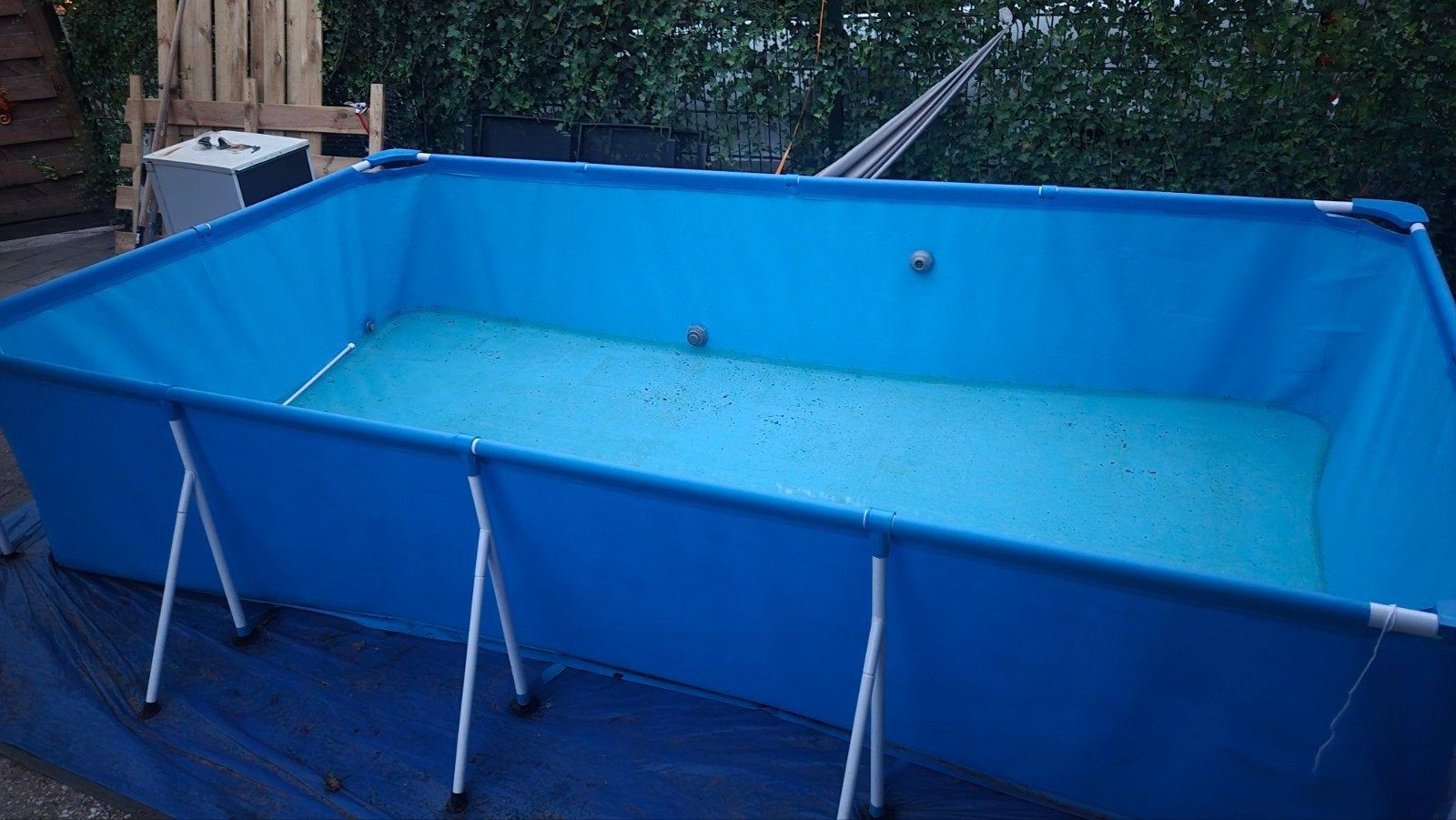 Zwembad 4.00x2.11m met pomp, afdekzeil en schoonmaakset, Ophalen of Verzenden, Zo goed als nieuw, Rechthoekig, Minder dan 80 cm