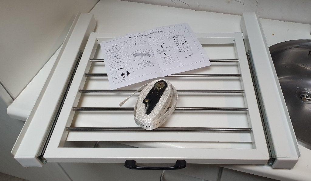 Tussenstuk wasmachine droger met uitschuifbaar rekje, Ophalen, Zo goed als nieuw