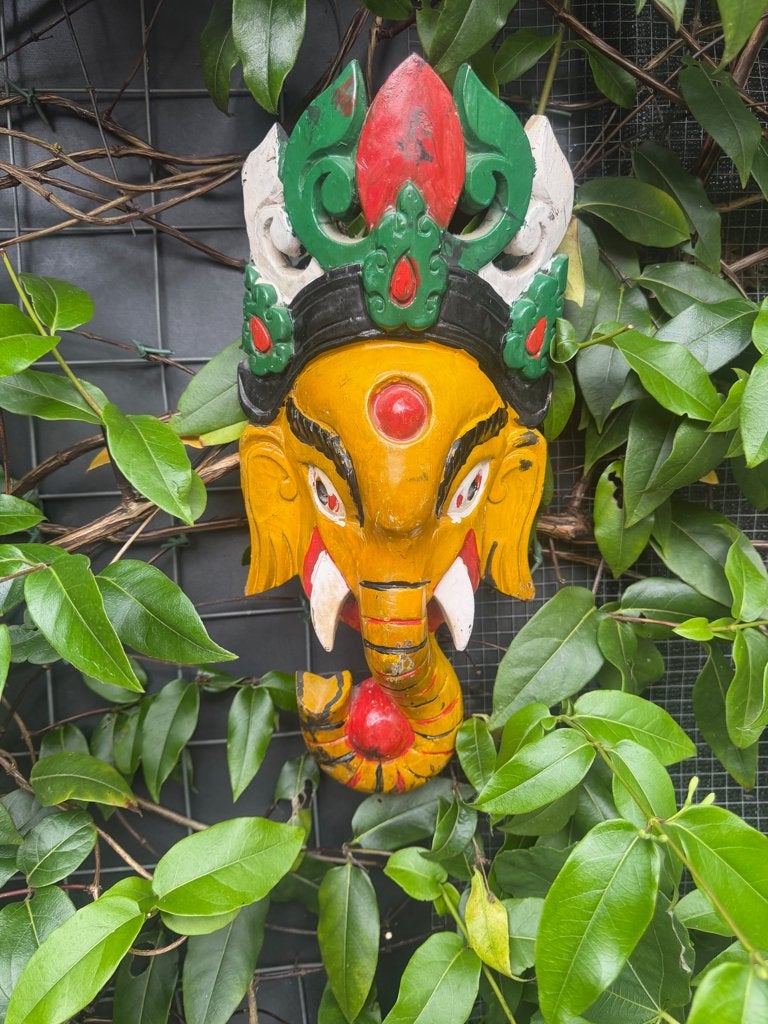 Prachtige unieke houtsnijwerk Ganesh masker uniek geel groot, Handgemaakt, 20 - 50 cm, Hout, Azië