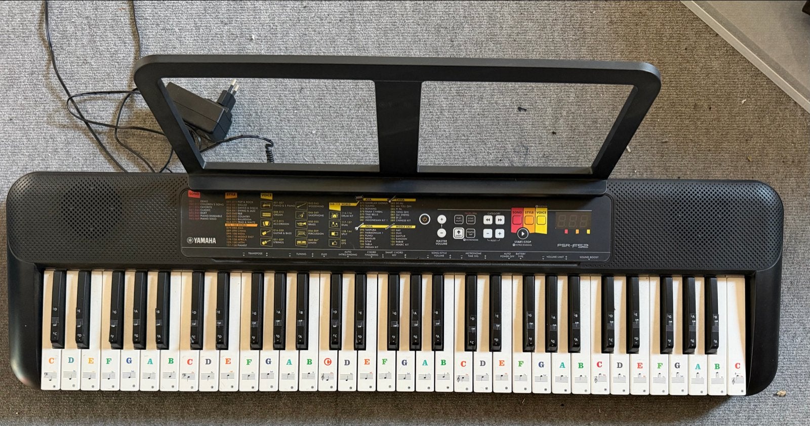 Yamaha PSR-F52 Keyboard - Ideaal voor beginners, Muziek en Instrumenten, Ophalen, 61 toetsen, Yamaha, Zo goed als nieuw