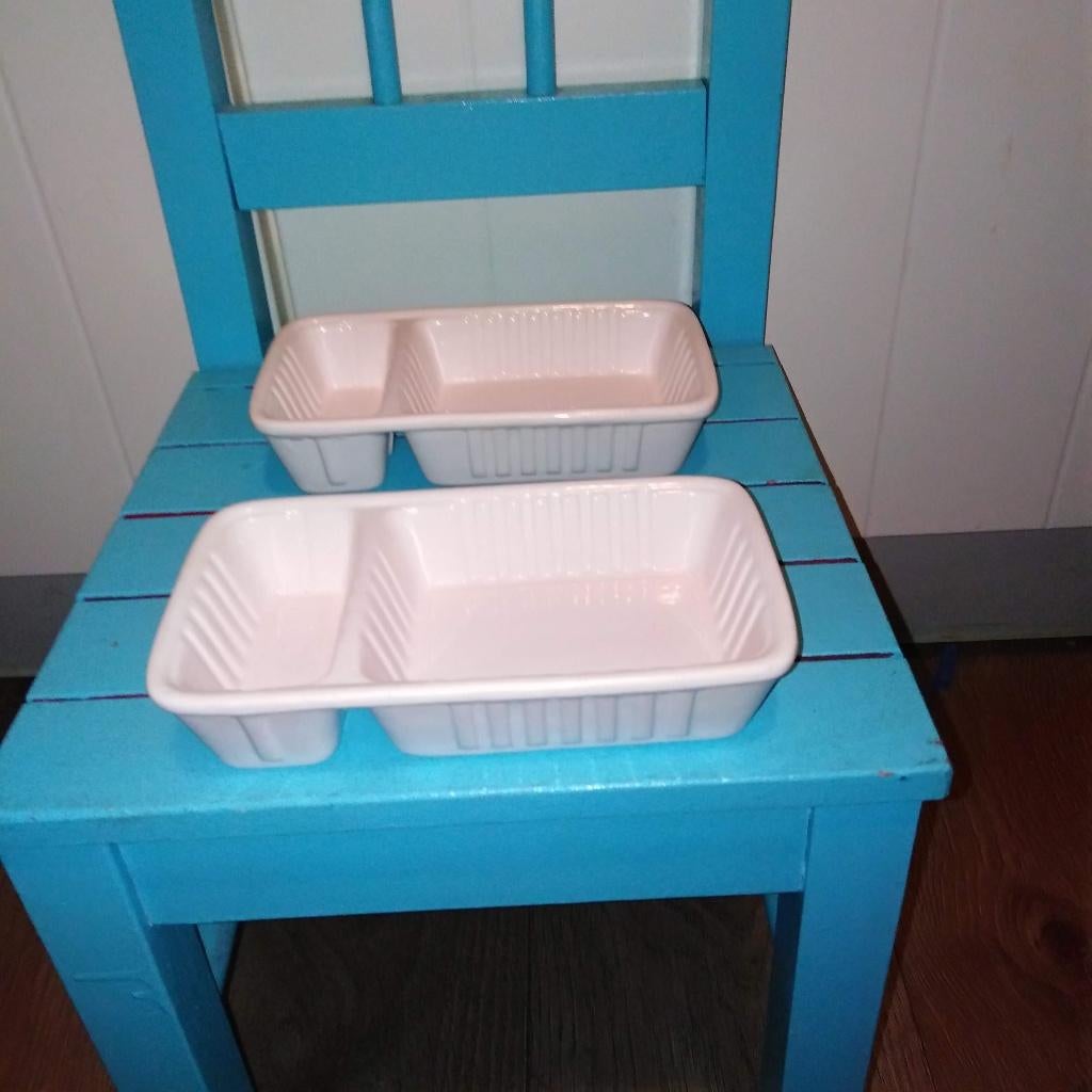 Patatbakjes met sausgedeelte 2 stuks Siaki, Huis en Inrichting, Ophalen, Overige materialen, Gebruikt, Schaal of Schalen