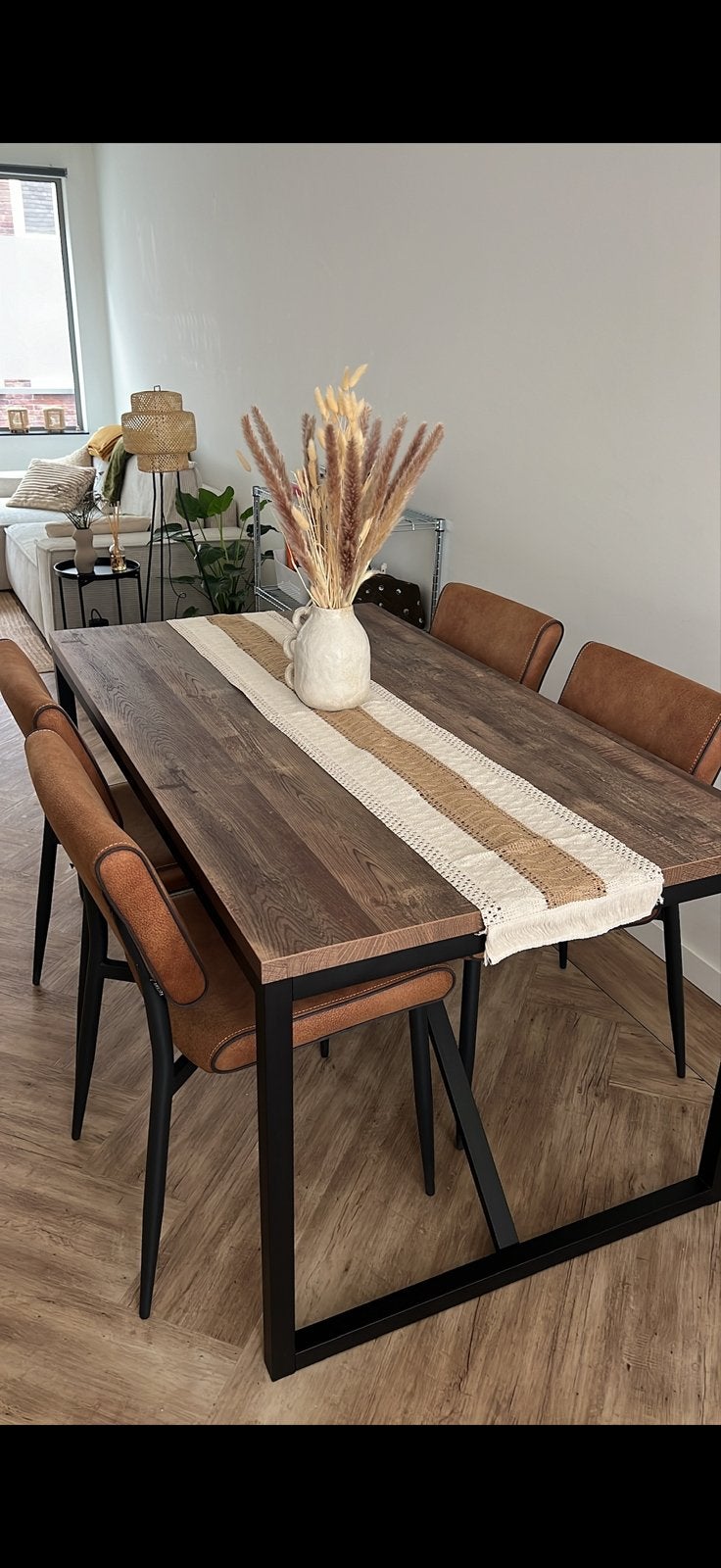 Moderne eettafel met 4 stoelen - Zo goed als nieuw, Zo goed als nieuw, 150 tot 200 cm, Vier personen, Rechthoekig