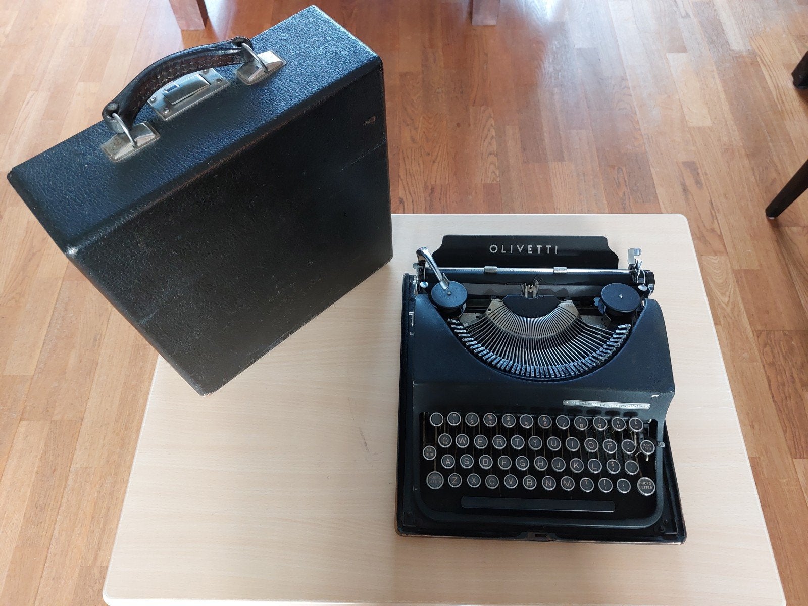 Vintage typemachine Olivetti, Diversen, Ophalen, Gebruikt