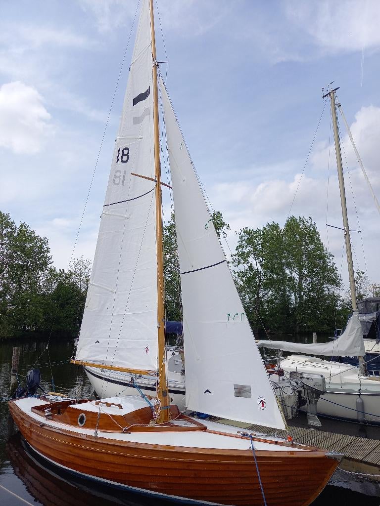 "Rivierklasse" Mahonie day sailer, Ophalen, Gebruikt, Hout, Benzine