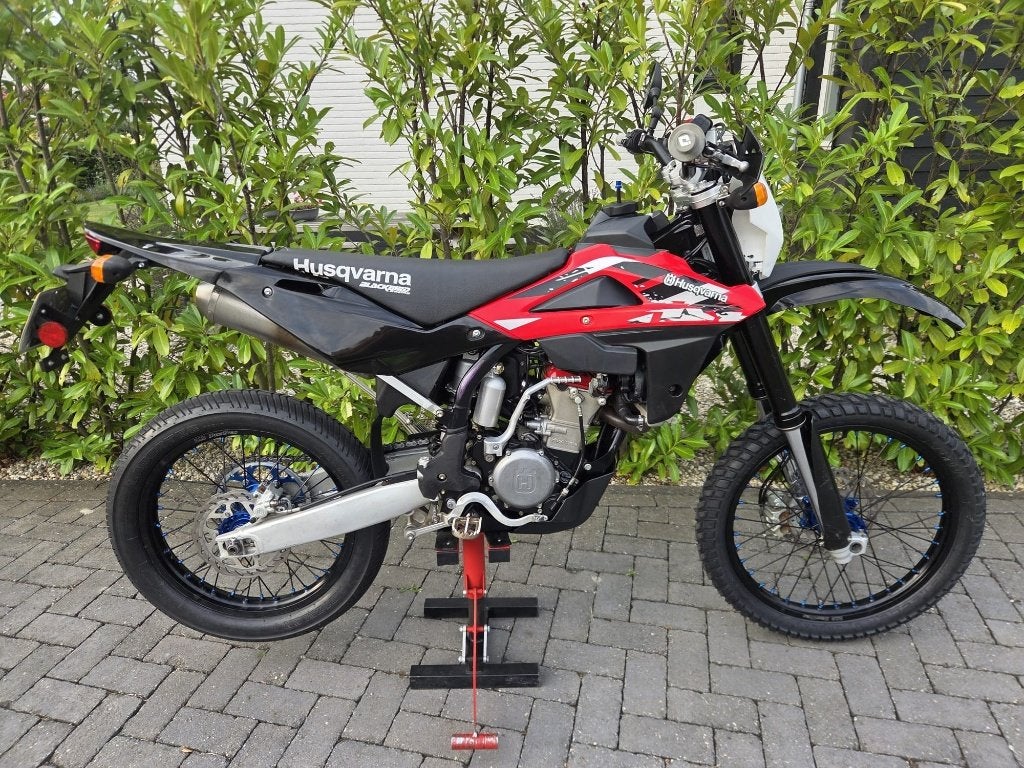 Zeer mooie Husqvarna TXC 310 met kenteken, Motorrijbewijs A, Gebruikt, Particulier, Enduro