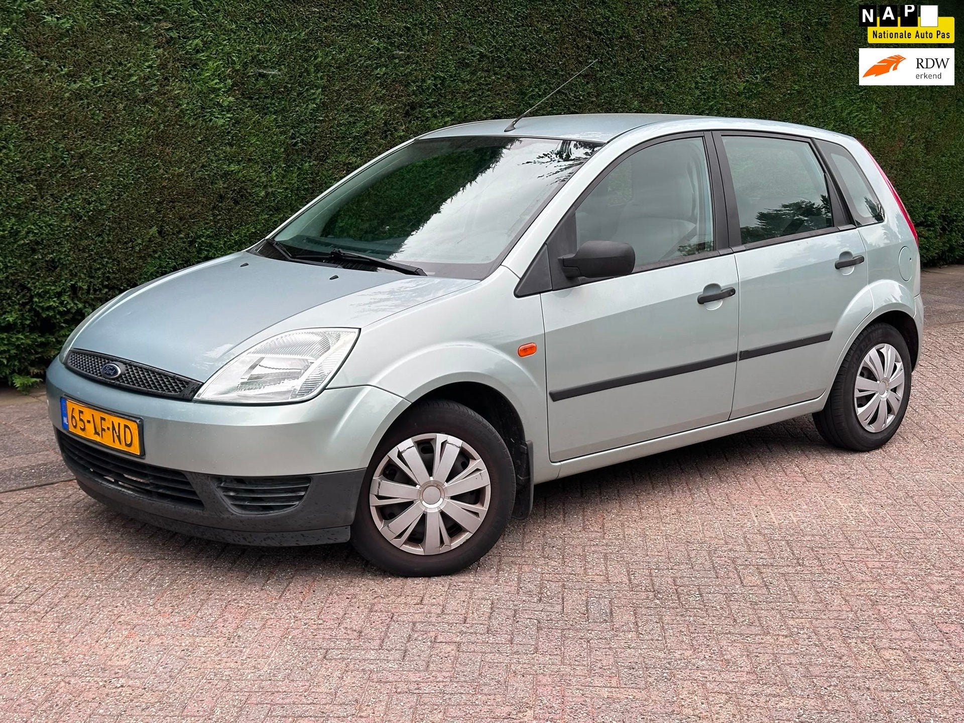 Ford Fiesta 1.3 Ambiente /INRUILKOOPJE/APKNIEUW/RIJDTGOED!/, Auto's, 1299 cc, Gebruikt, 4 cilinders, 49 €/maand