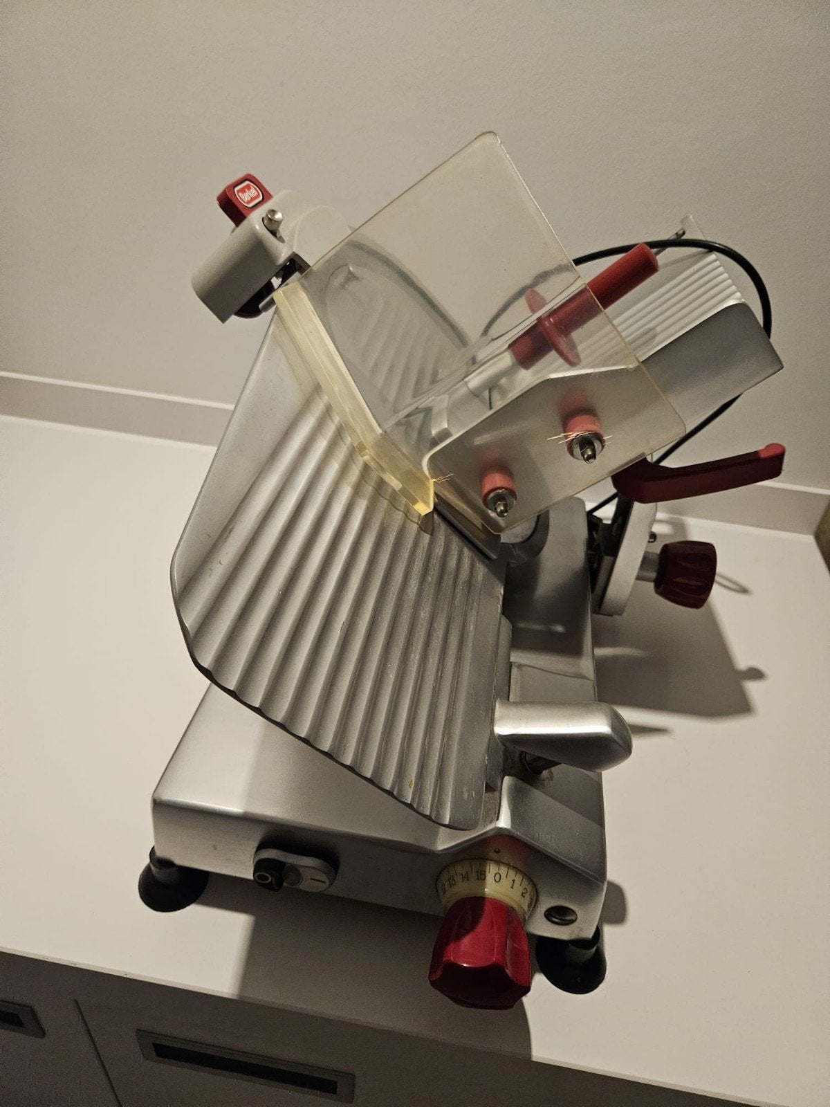 Berkel Vleessnijmachine RF-M301CE - Zo goed als nieuw, Ophalen