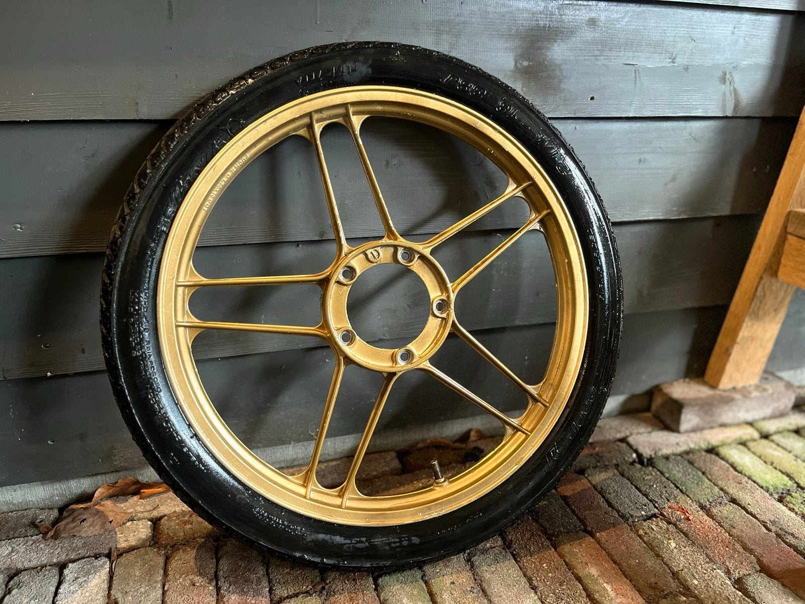 16 inch Puch velg met band, Fietsen en Brommers, Brommeronderdelen | Puch, Ophalen of Verzenden, Gebruikt, Overige typen