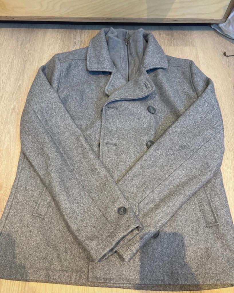 Stijlvolle Grijze Peacoat - Maat L, Kleding | Heren, Jassen | Winter, Ophalen of Verzenden, Zo goed als nieuw, Maat 52/54 (L)