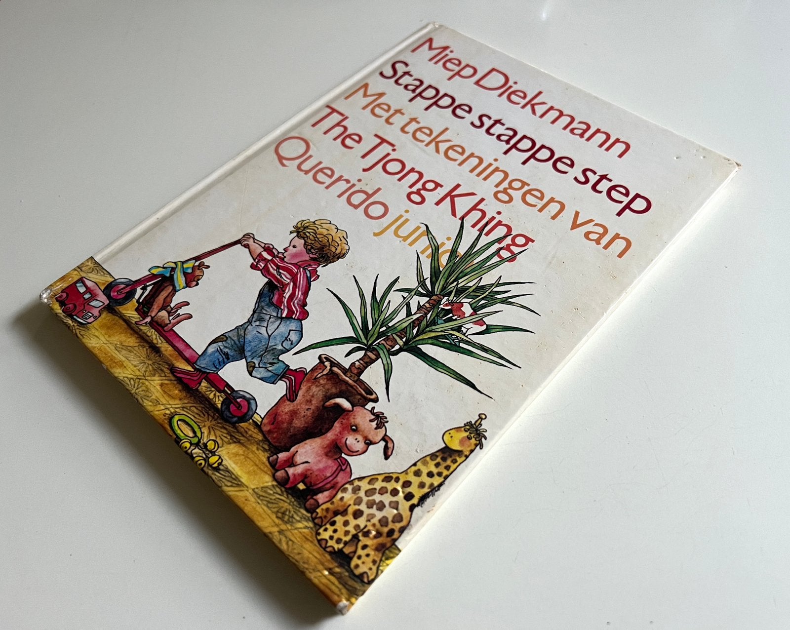 Stappe stappe step, Ophalen of Verzenden, Gelezen, Fictie algemeen