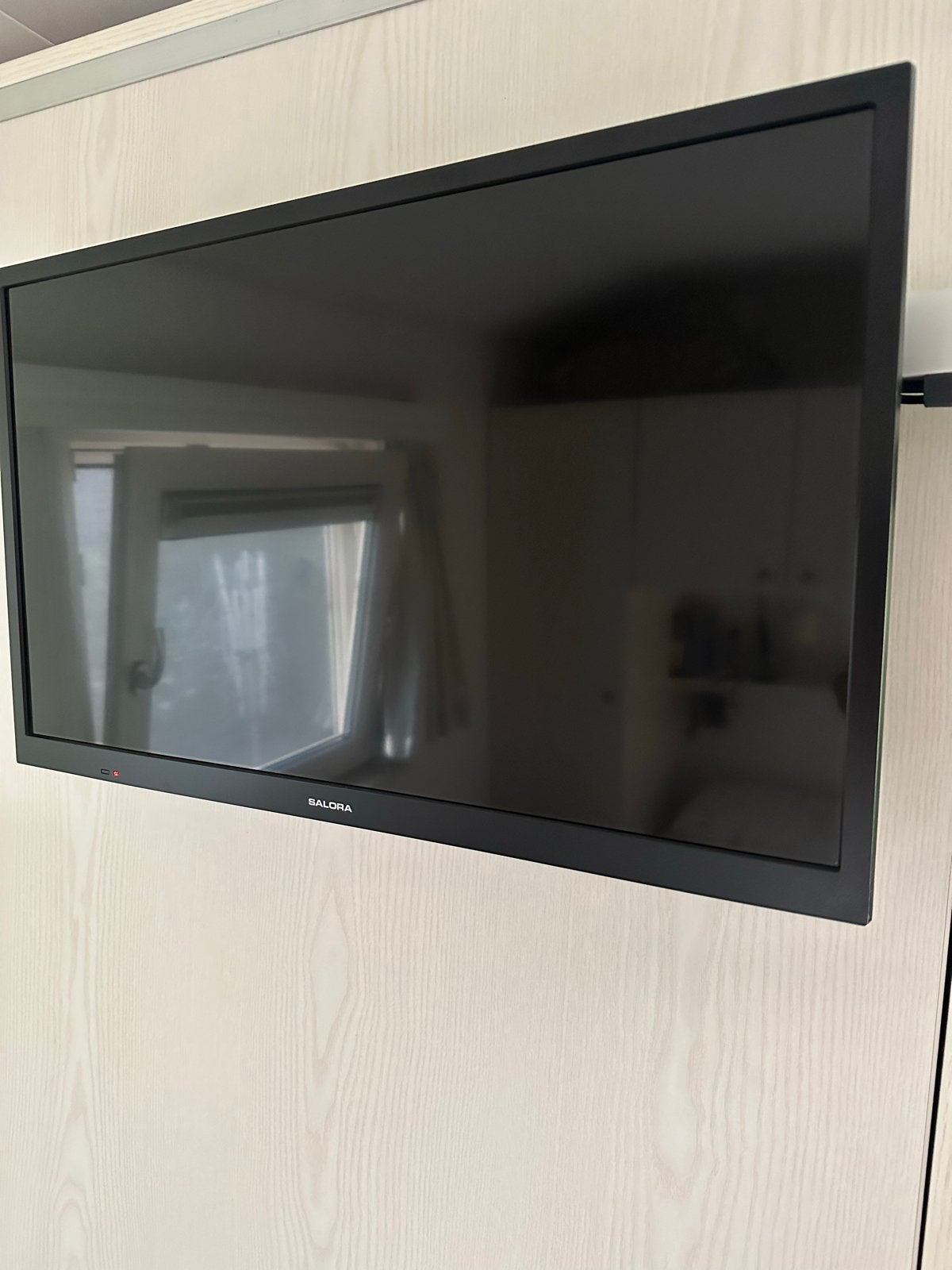 Salora 24LED9109CTS2/5 LED TV - Compacte HD Ready Televisie, 50 Hz, HD Ready (720p), 60 tot 80 cm, Ophalen
