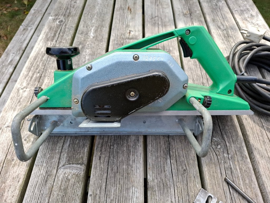 Hitachi F-30A Schaafmachine 900W met koffer en accessoires, Doe-het-zelf en Verbouw, Ophalen of Verzenden, Gebruikt, Elektrisch