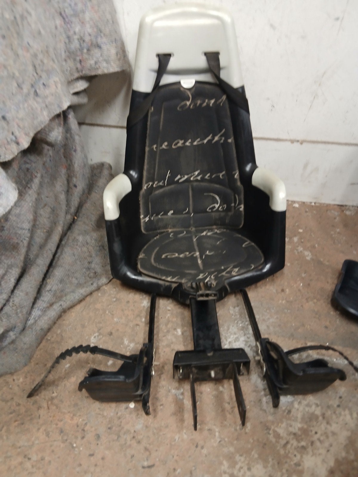 Gebruikt fietsstoeltje voor achterop de fiets, Ophalen, Achterzitje, 22 t/m 36 kg, Gebruikt