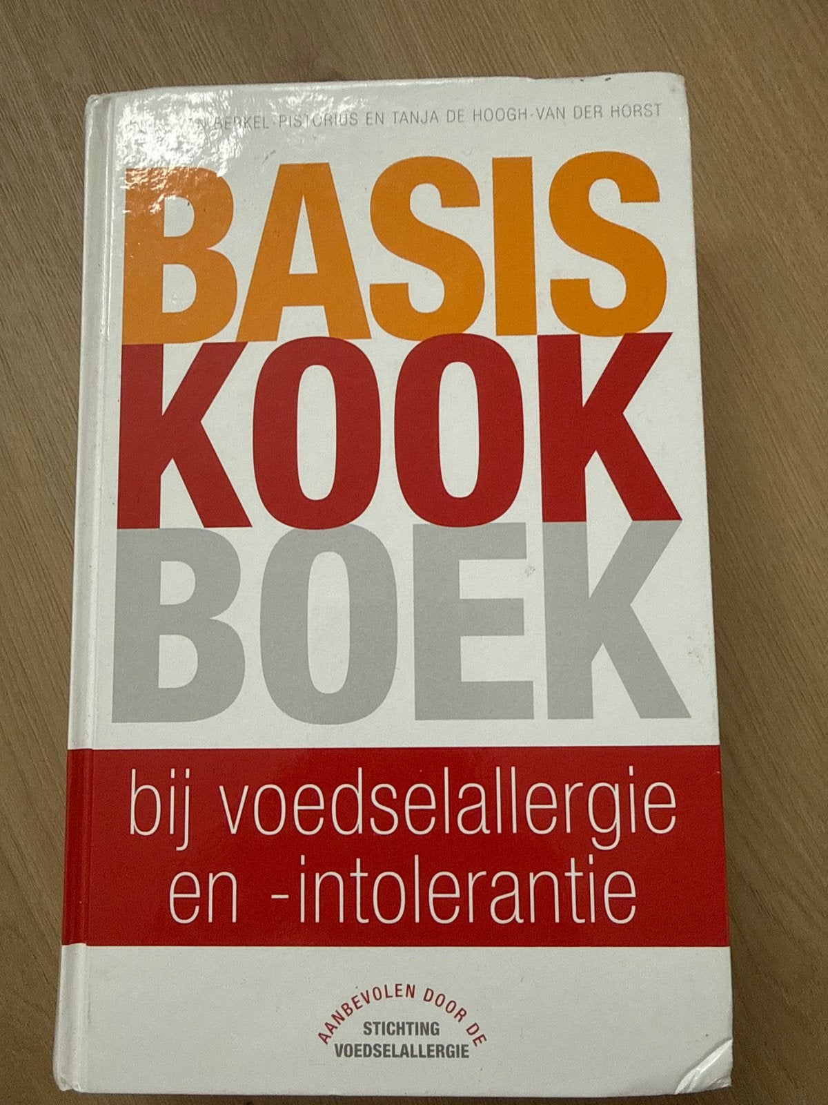 Basiskookboek bij voedselallergie en -intolerantie, Voorgerechten en Soepen, Ophalen of Verzenden, Zo goed als nieuw, Gezond koken