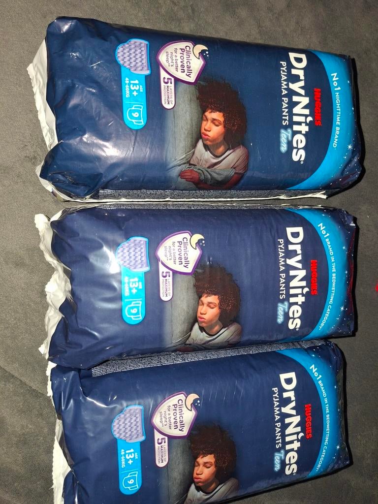 3x Huggies Drynites Teen, age 13+, 48-60 kg, Ophalen of Verzenden, Nieuw, Overige typen