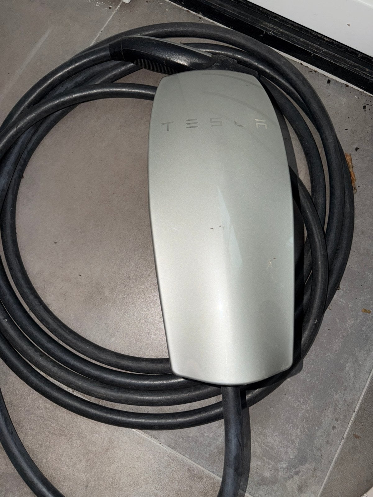 Tesla Wall Connector Gen 2 Laadstation, Ophalen of Verzenden, Zo goed als nieuw, Laadpaal