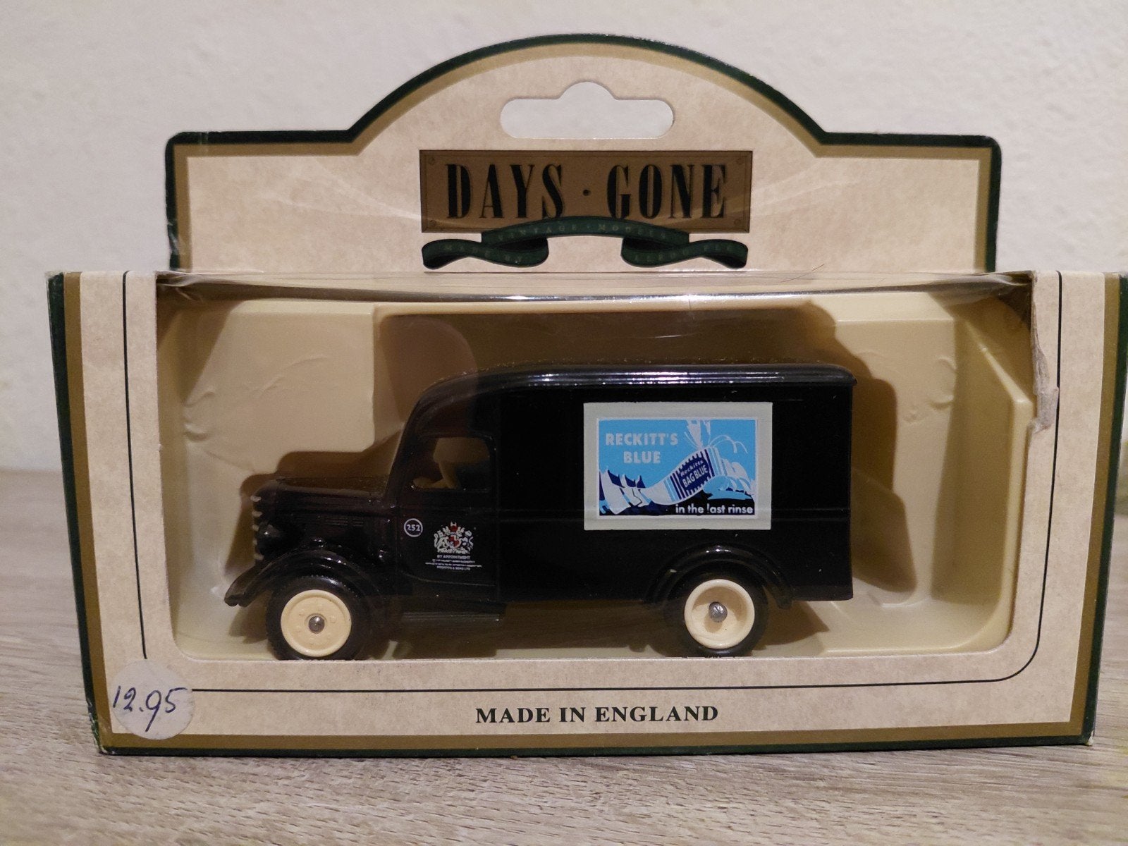 'Reckitt's Blue' 1950 Bedford 30cwt Delivery Van, Overige merken, Verzenden, Zo goed als nieuw, Groter dan 1:32
