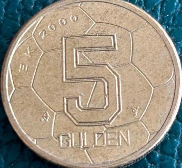 5 Gulden 2000 EK Voetbalmunt Beatrix UNC, Ophalen of Verzenden, Losse munt