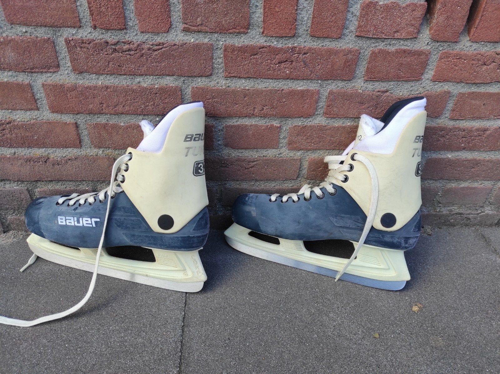 Bauer ijshockey schaatsen, Ophalen, Gebruikt, Schaatsen