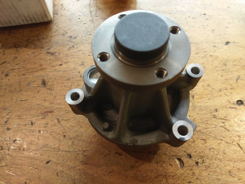 Ford Thunderbird 1994-1997 waterpomp, Airtex, Nieuw, Ophalen of Verzenden, Customerservice.airtex@trico-group.com