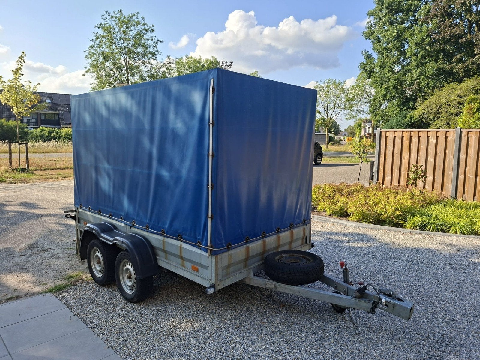 Aanhangwagen met Huif te koop met dubbele as, Auto diversen, Aanhangers en Bagagewagens, Ophalen, Gebruikt