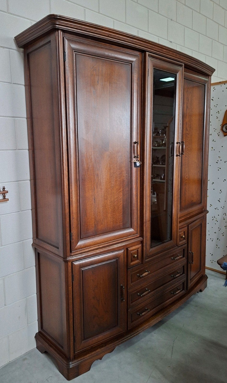 Buffetkast | 175x48x208 cm | 5-delig | veel bergruimte, Ophalen, Met deur(en), 200 cm of meer, Klassiek
