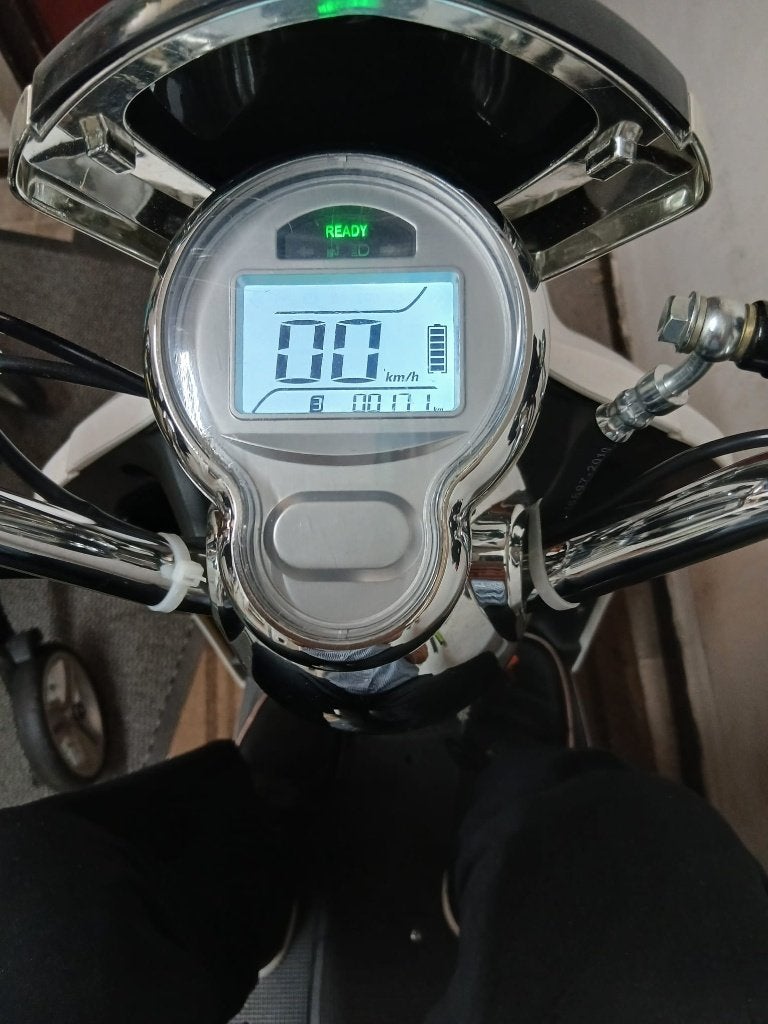 Een goed  onderhouden  Scootmobiel, Zo goed als nieuw, 16 km/u of meer, 46 km of meer, Ophalen