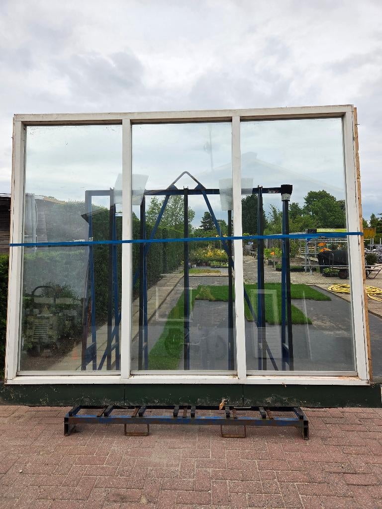 Pui kozijn met dubbel glas, Ophalen, Gebruikt, Inclusief glas, 225 cm of meer