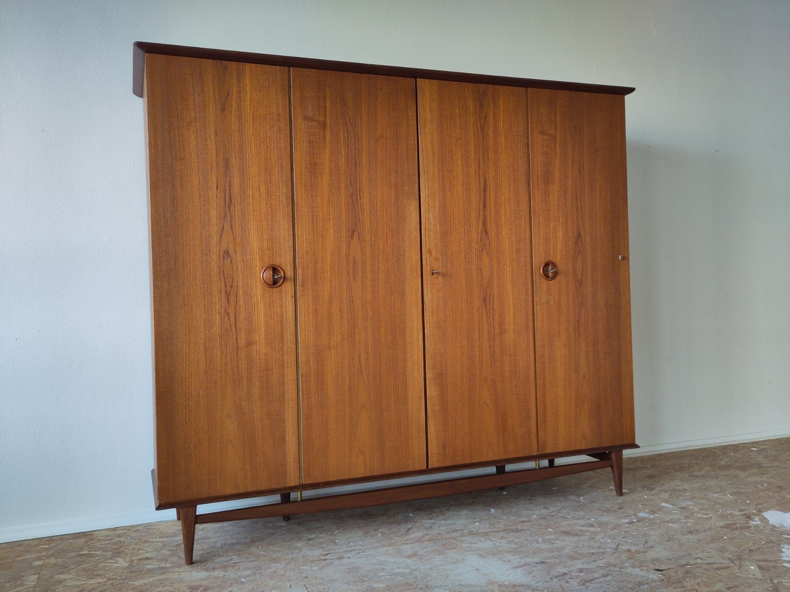 Vintage XL kledingkast Louis van Teeffelen Webe kast teak, Met deur(en), Gebruikt, ., Teakhout
