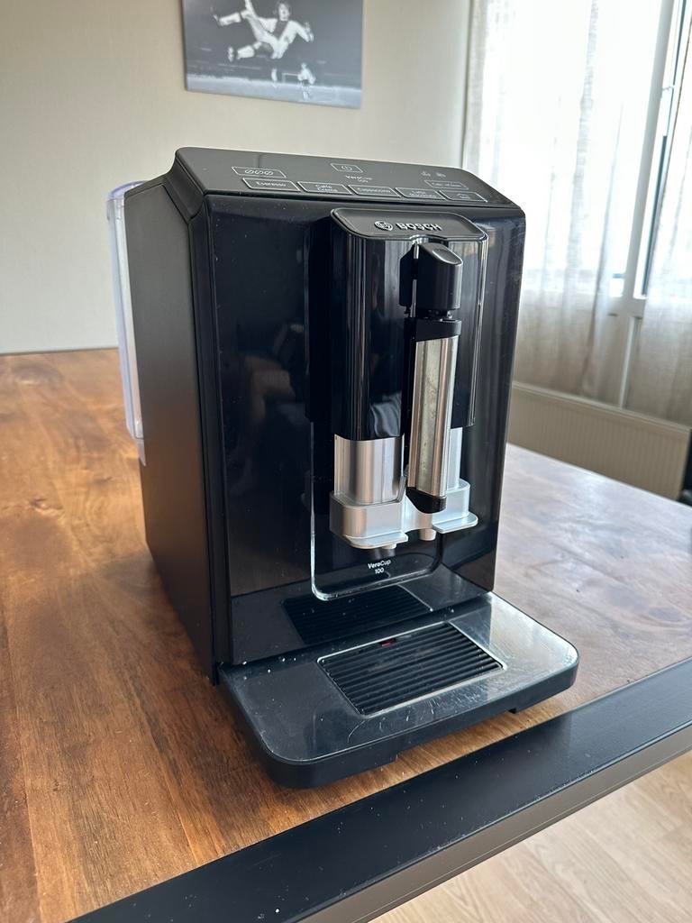 Bosch VeroCup 100 | Espresso/Koffiemachine, Witgoed en Apparatuur, Koffiezetapparaten, Ophalen, Zo goed als nieuw, Espresso apparaat
