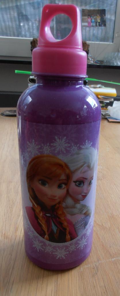 drinkfles+trommeltje Frozen, Ophalen of Verzenden, Nieuw