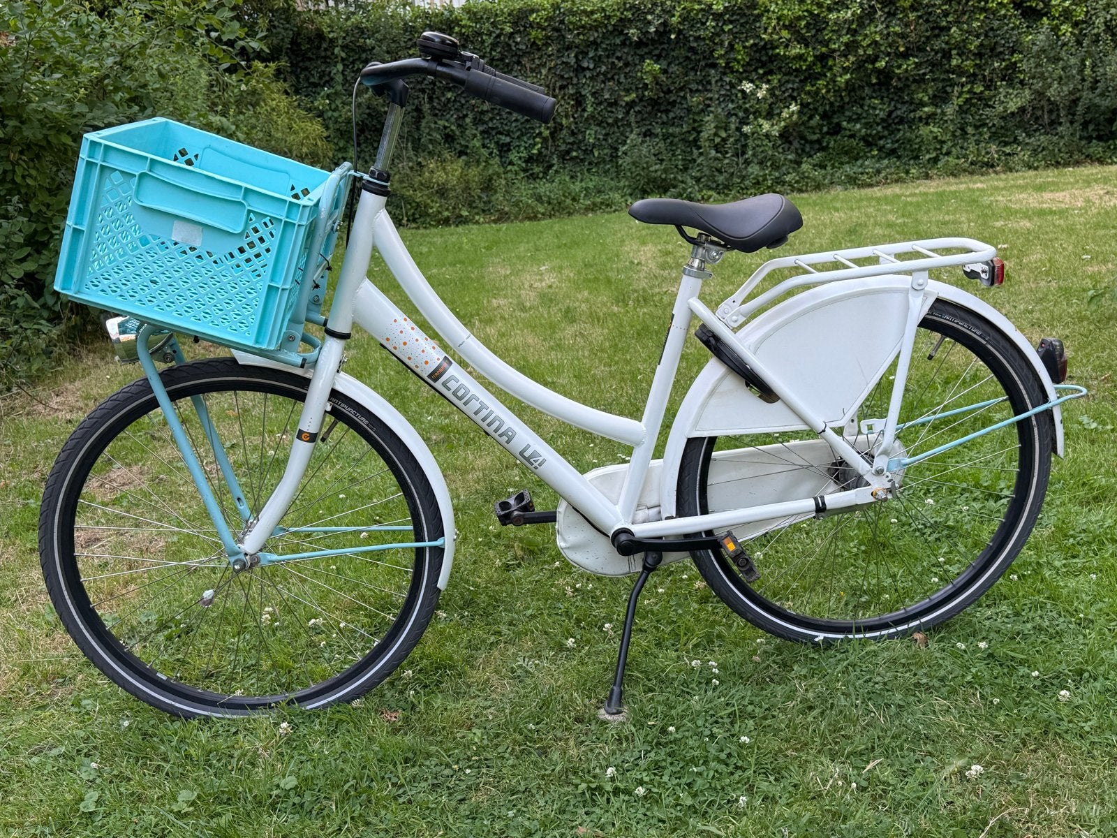 26 inch Cortina U4 Transportfiets Dames - Wit met krat, Fietsen en Brommers, Fietsen | Meisjes, Ophalen, Gebruikt, 26 inch of meer