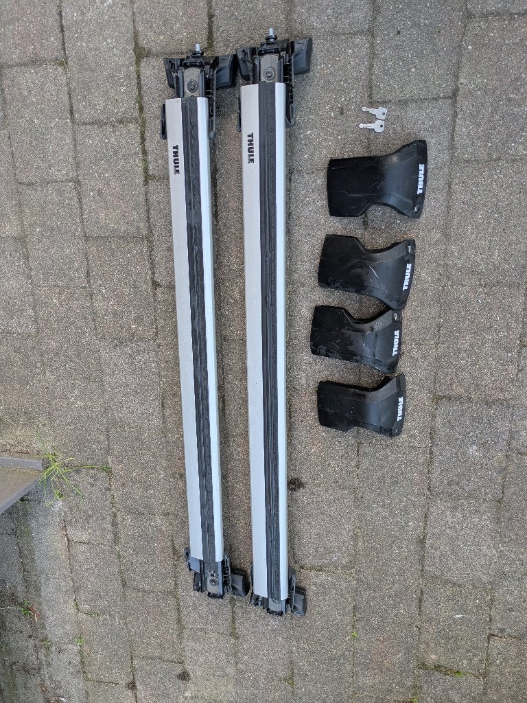 Dakdragers THULE, Auto diversen, Dakdragers, Ophalen, Zo goed als nieuw
