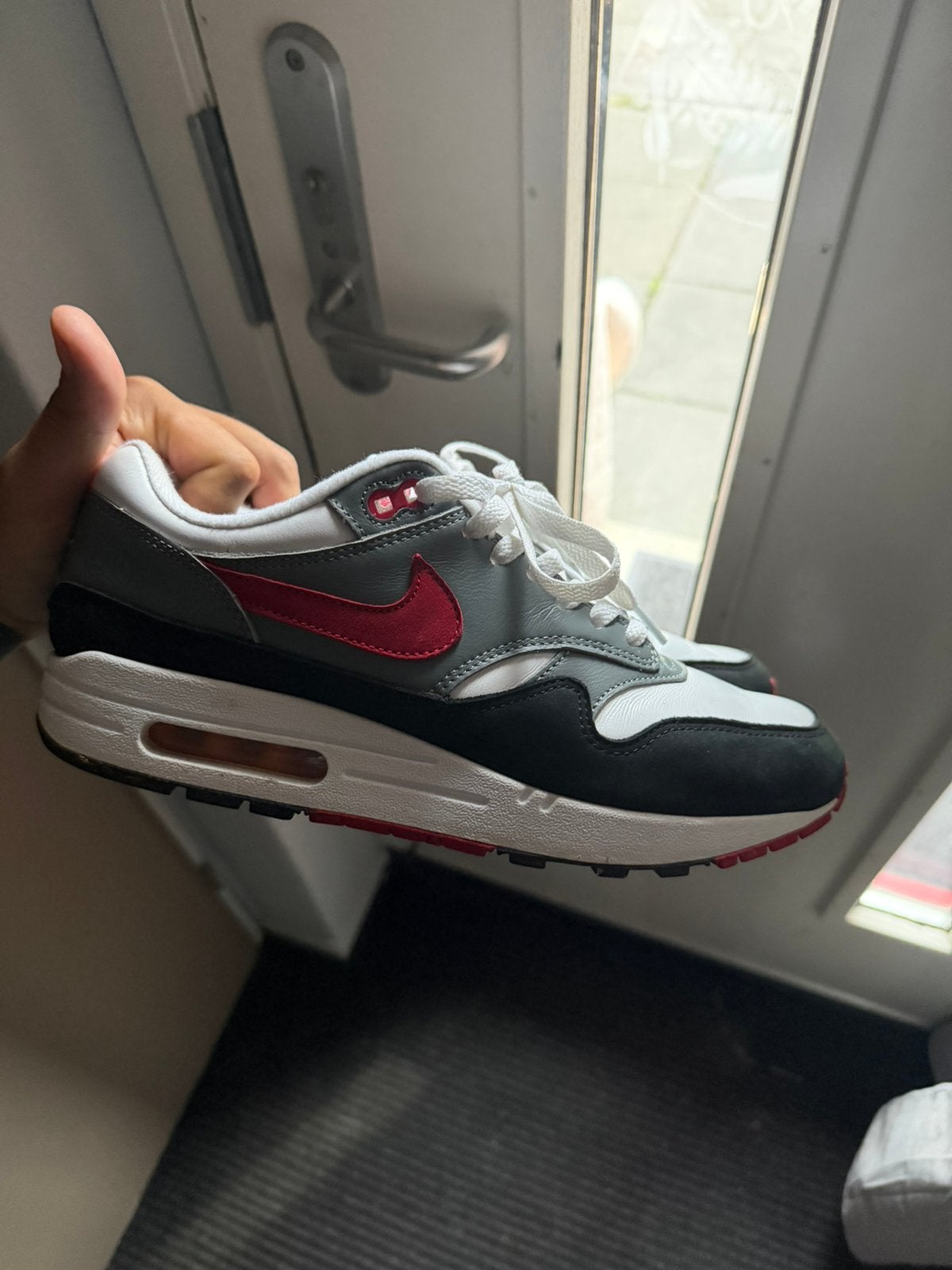 Air max 1, Kleding | Heren, Schoenen, Ophalen, Overige kleuren, Sneakers of Gympen, Gedragen