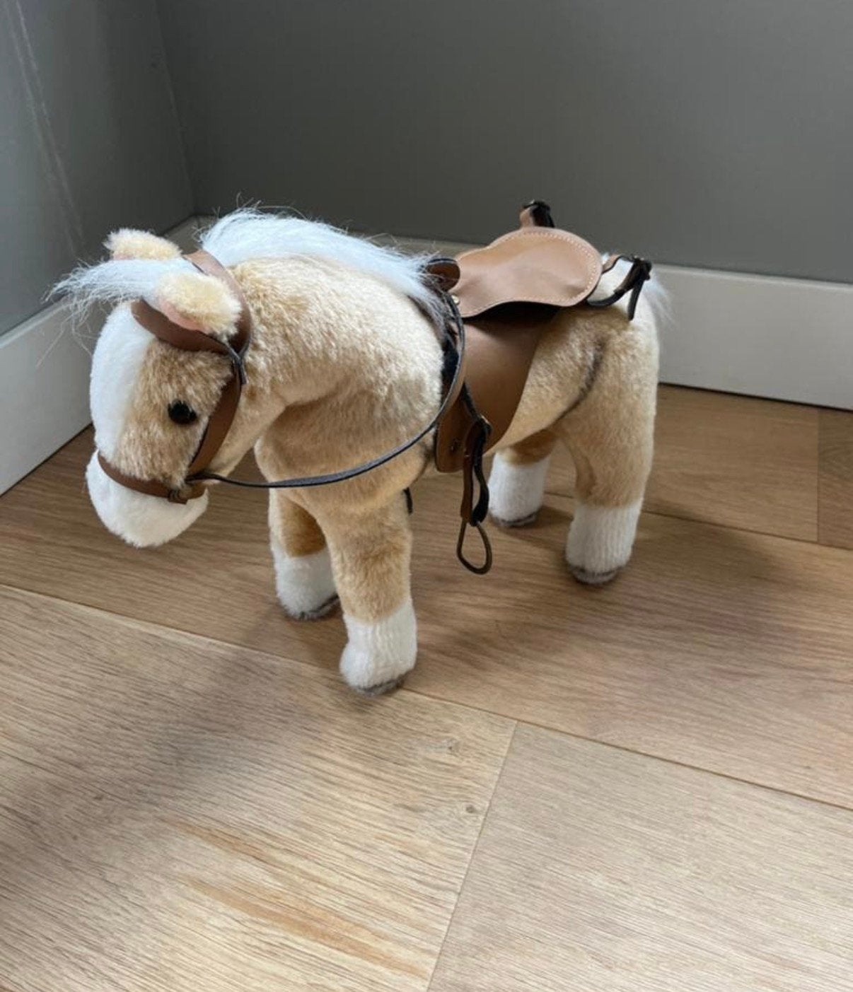 Götz paard met accessoires, Ophalen of Verzenden, Zo goed als nieuw