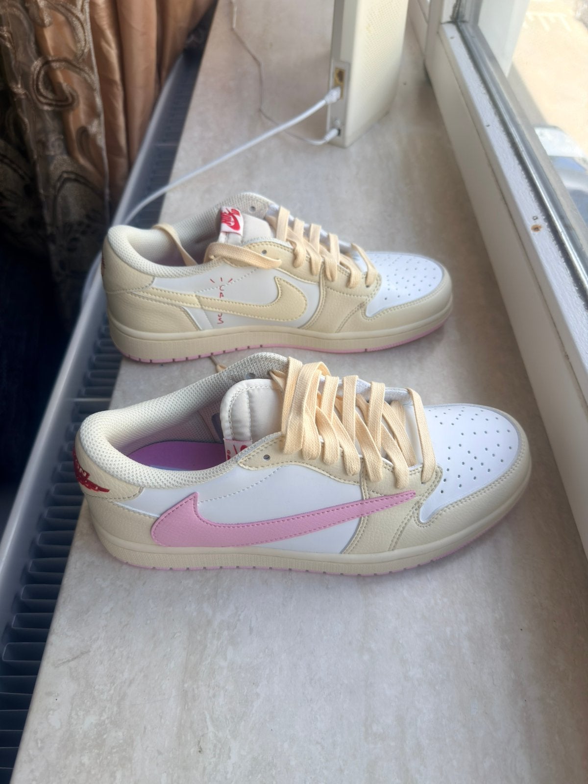 Air Jordan 1 Low x Travis Scott, Ophalen, Zo goed als nieuw