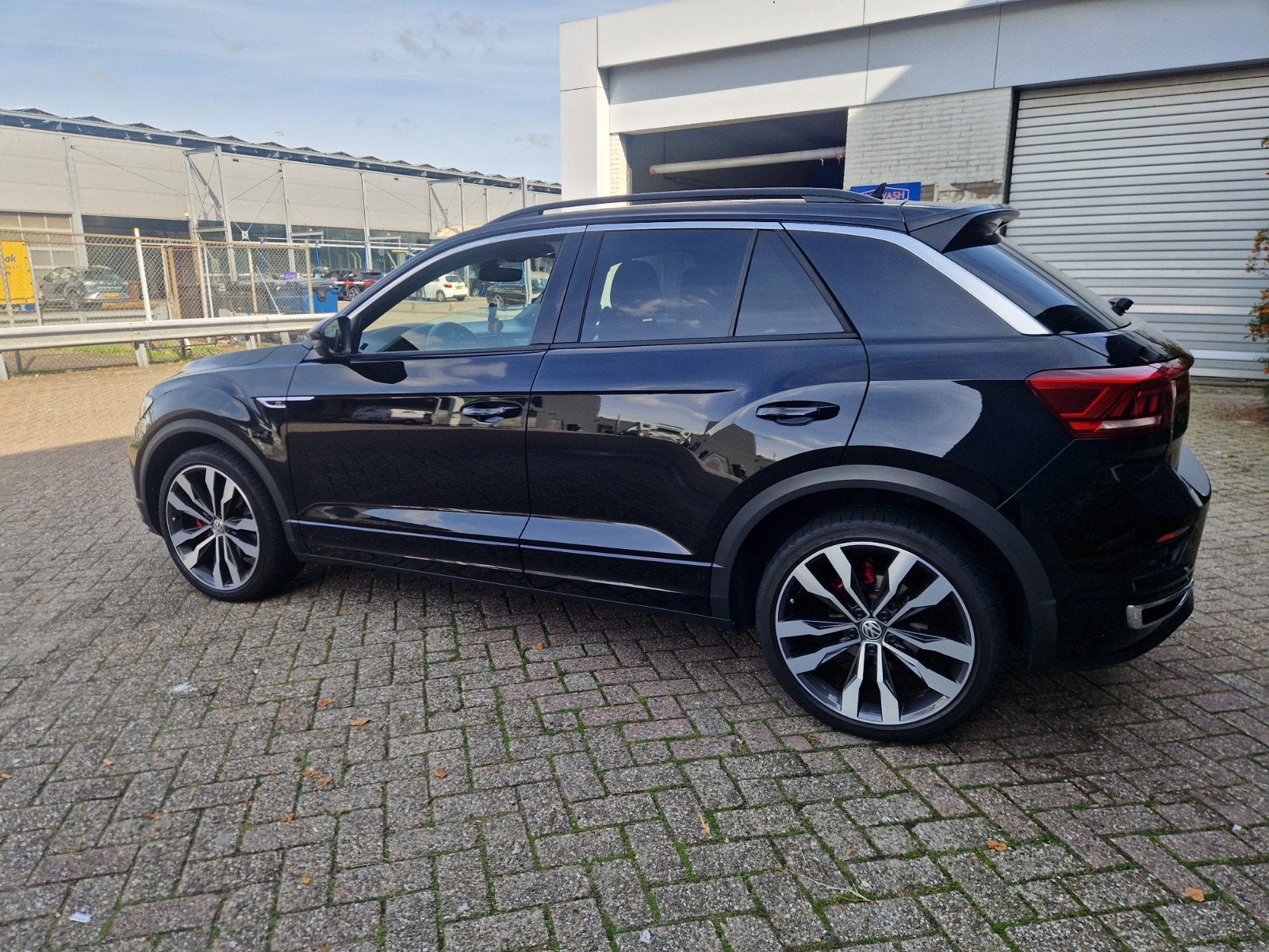 Volkswagen T-Roc 1.5 TSI 150pk 7-DSG 2019 Zwart, Auto's, 1498 cc, 4 cilinders, Zwart, Particulier