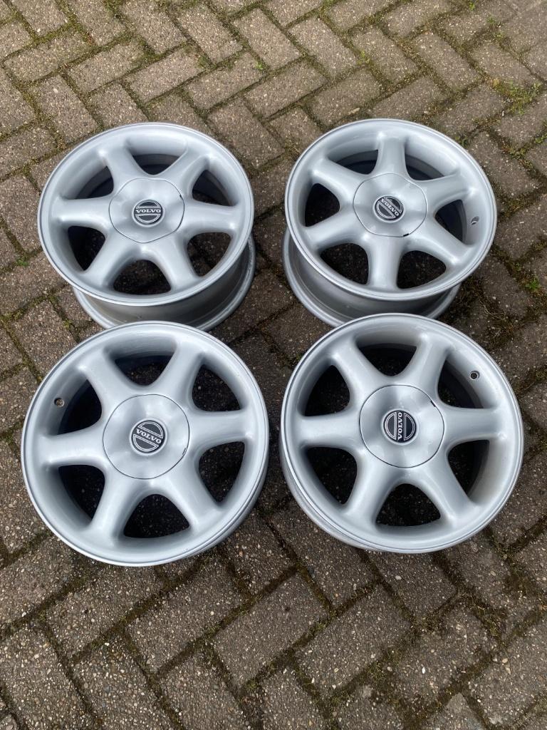 Mooie Volvo CETUS velgenset Volvo 850/VolvoV70/S70, Ophalen, Zomerbanden, Velg(en)